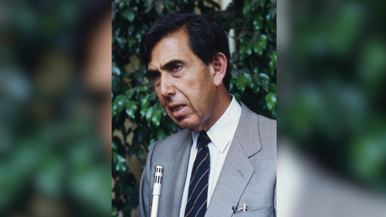 Cuauhtémoc Cárdenas, historic Mexican politician and former presidential candidate, dies at 92
       — ABC7 Chicago (WLS-TV)